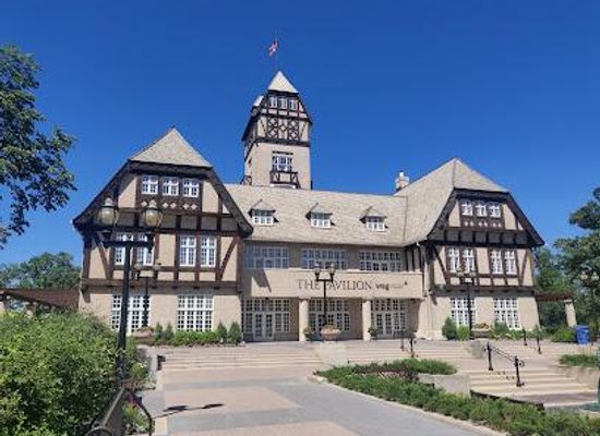 canada/winnipeg/attraction/the-pavilion-at-assiniboine-park