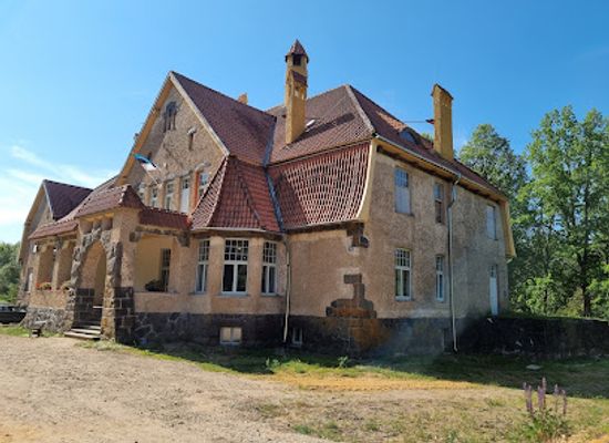 estonia/valga-county/attraction/holdre-loss