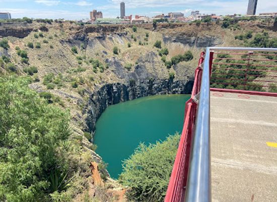 south-africa/kimberley/attraction/the-big-hole-viewing-platform