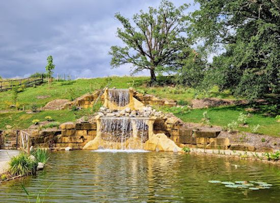 france/dordogne-valley/attraction/the-water-gardens-of-carsac