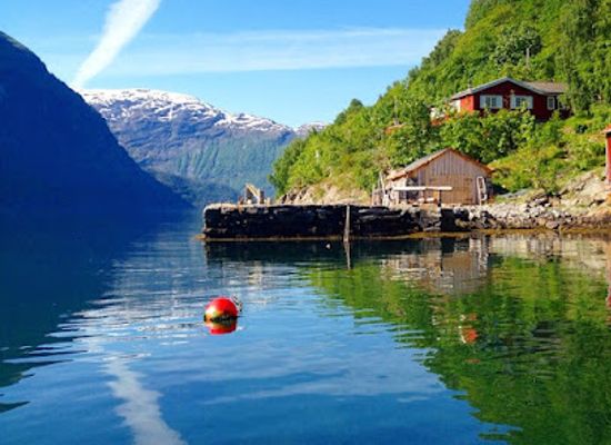 norway/geirangerfjord/attraction/naustberget