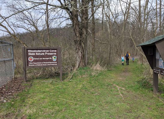 ohio/hocking-hills/attraction/rhododendron-cove-state-nature-preserve