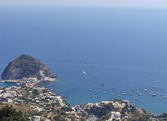 italy/campania/attraction/belvedere-di-serrara