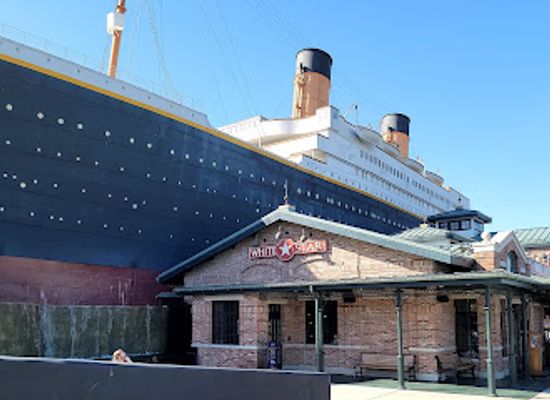 tennessee/northwest-tennessee/attraction/titanic-museum-attraction