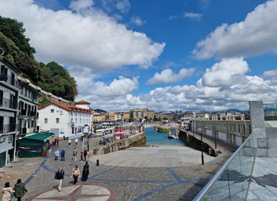 spain/san-sebastian/attraction/begiratokia