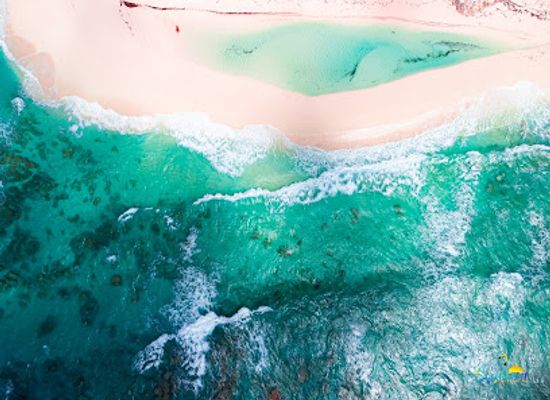 the-bahamas/san-salvador-island/attraction/sandy-point-shifting-sands