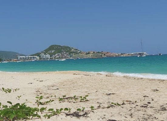 sint-maarten/sint-peters/attraction/simpson-bay-beach