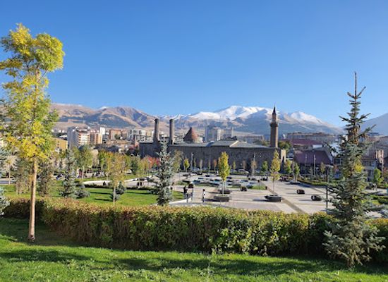 turkiye/palandoken/attraction/erzurum-castle
