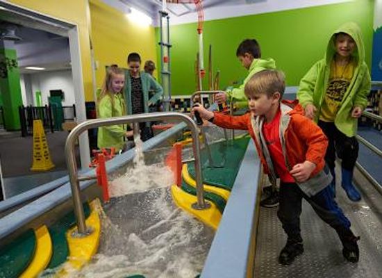 wisconsin/eastern-ridges-and-lowlands/attraction/building-for-kids