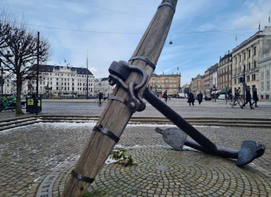 denmark/copenhagen-region/landmark/memorial-anchor