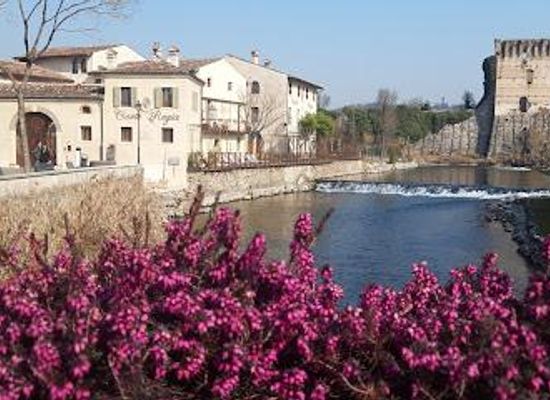 italy/lombardy/attraction/borghetto