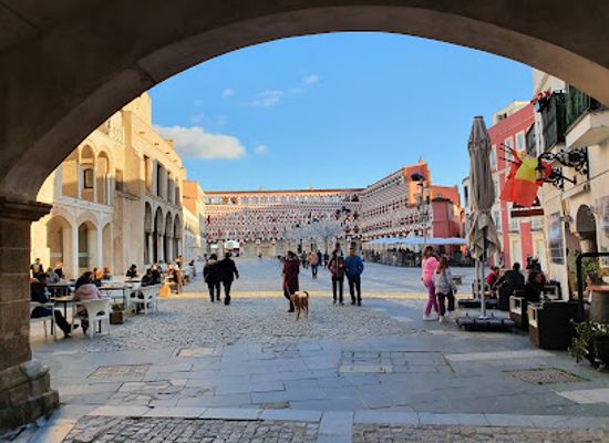 portugal/estremadura/attraction/puerta-del-capitel