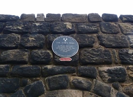 united-kingdom/newcastle-upon-tyne/grainger-town/landmark/black-friars-postern-gate-plaque