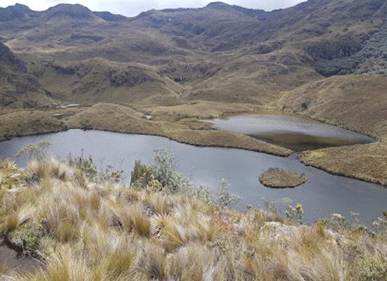 ecuador/azuay-region/attraction/lagunas-unidas