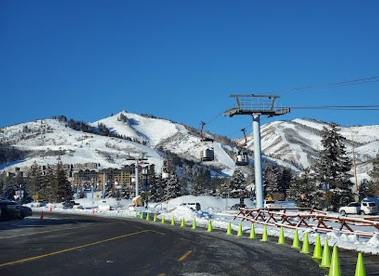 utah/park-city/canyons-village/attraction/park-city-mountain-cabriolet-ski-lift-base