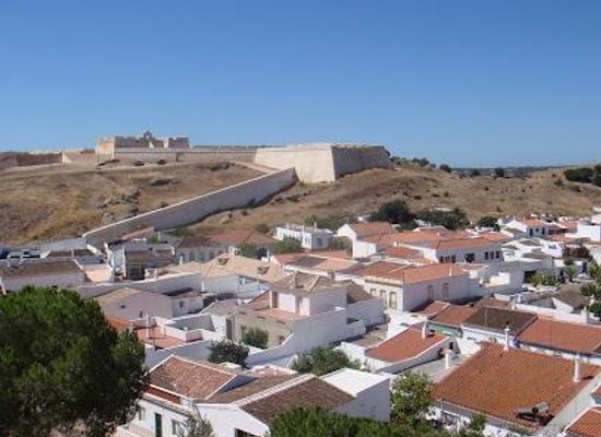 spain/andalusia/attraction/centro-de-informacao-e-interpretacao-da-reserva-natural-do-sapal-de-castro-marim-e-vila-real-de-santo-antonio-ciirnscmvrsa