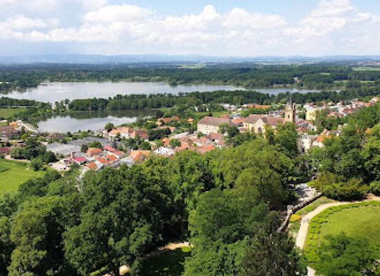 czechia/south-bohemia/attraction/the-state-chateau-of-hluboka