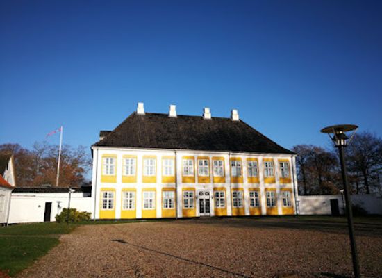 denmark/sonderborg/attraction/sandbjerg-manor