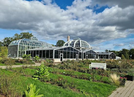 lithuania/kaunas/attraction/vdu-botanical-garden