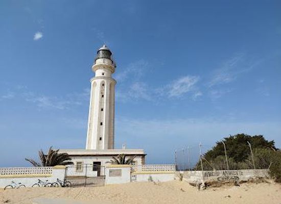 spain/cadiz/attraction/trafalgar-lighthouse