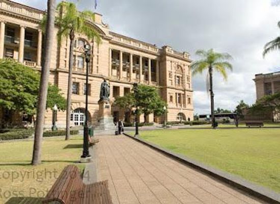 australia/riverina/attraction/treasury-hotel-brisbane