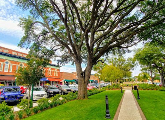 south-carolina/summerville/attraction/hutchinson-square