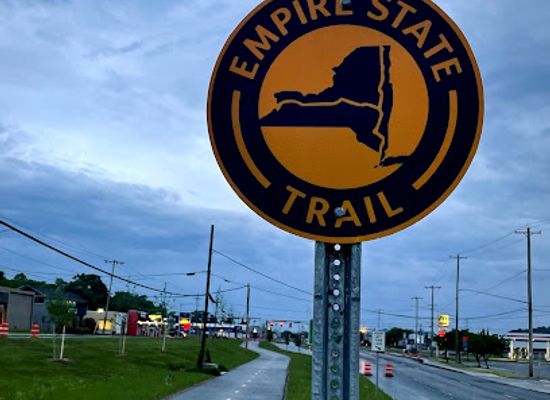 new-york/syracuse/attraction/erie-canal-monument