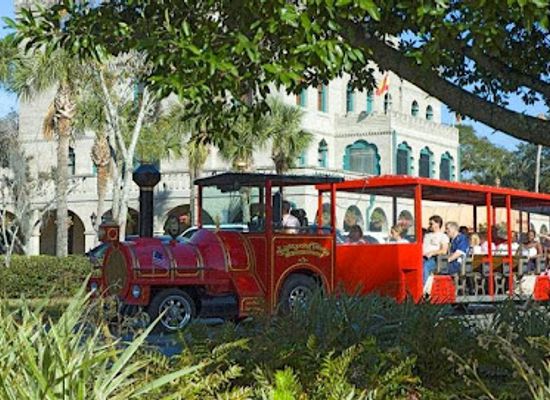 florida/northeast-florida/attraction/red-train-tours