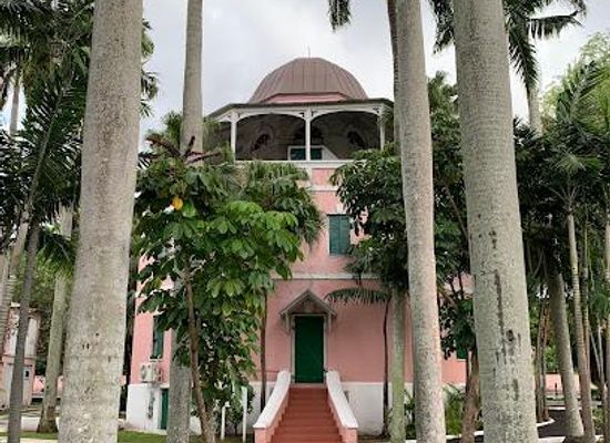 the-bahamas/nassau/attraction/nassau-public-library