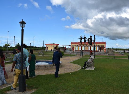 guyana/essequibo-islands-west-demerara/attraction/indian-arrival-monument-garden