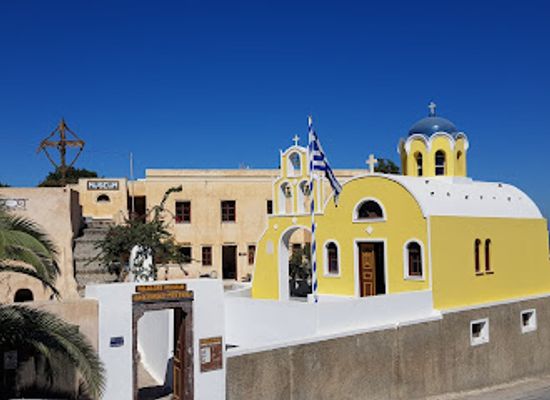greece/south-aegean/attraction/emmanuel-a-lignos-santorini-folklore-museum