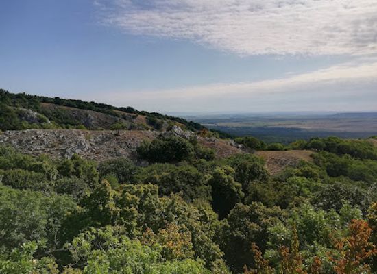 hungary/vertes-mountains/attraction/janos-volgyi-kilatas