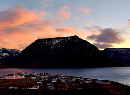 iceland/westfjords/attraction/onundarfjorour