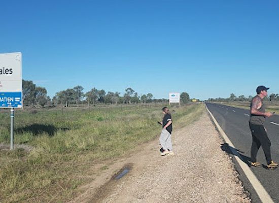 australia/western-new-south-wales/attraction/border-of-new-south-wales-and-queensland