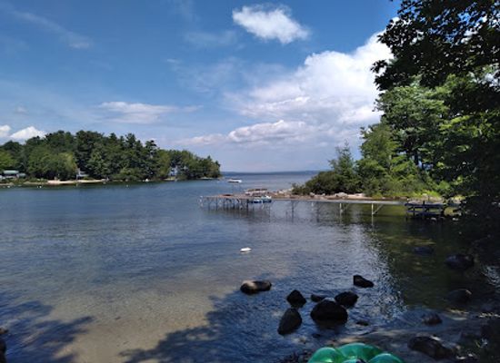 maine/maine-lakes-and-mountains/attraction/sebago-lake