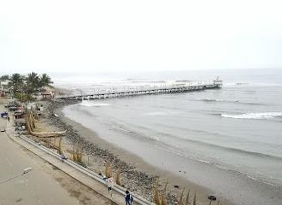 peru/trujillo/attraction/playa-varadero-huanchaco