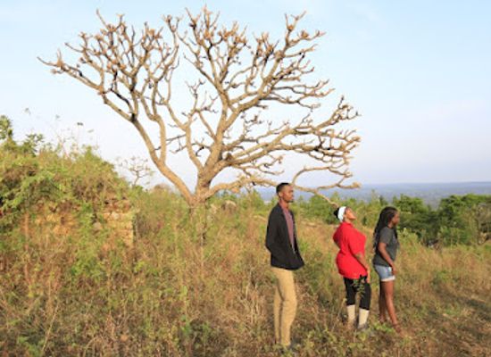 uganda/elgon/attraction/semei-kakungulu-country-lodge