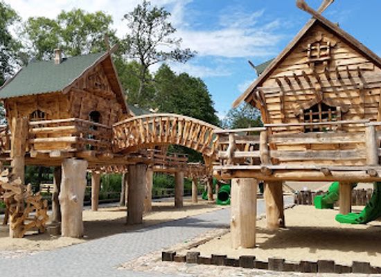poland/pomerania/attraction/evolution-park-slawutowko