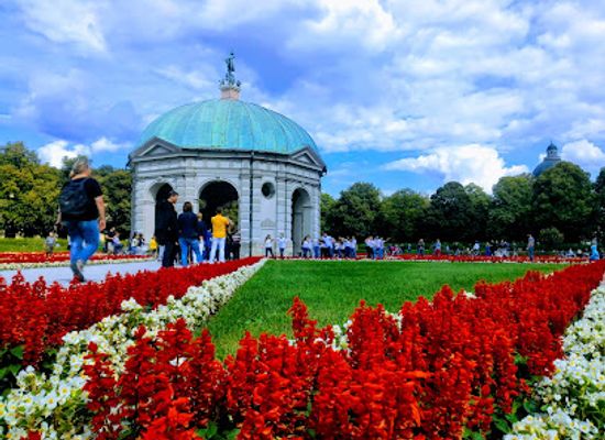 germany/munich-countryside/attraction/hofgarten
