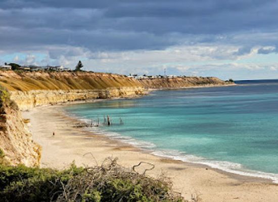 australia/fleurieu-peninsula/attraction/port-willunga-beach