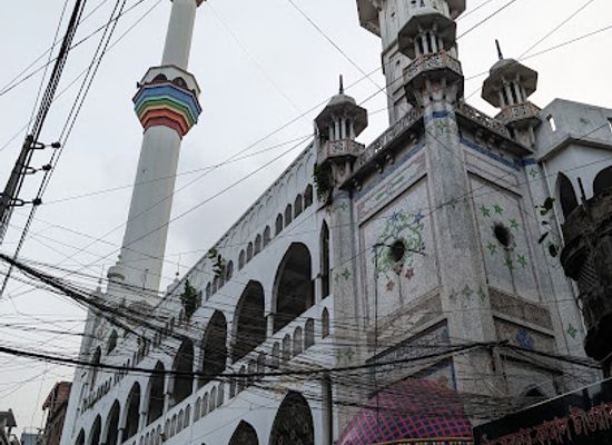 bangladesh/southern-bengal/attraction/chawkbazar-shahi-jame-masjid