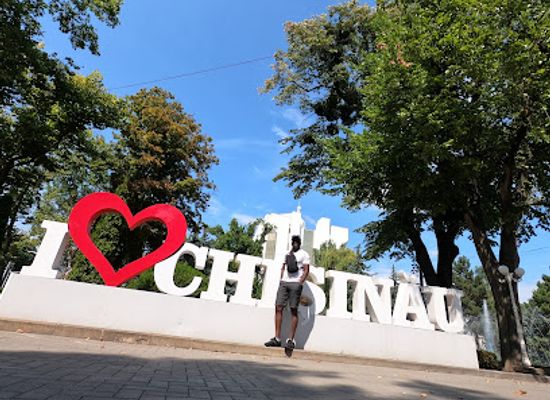 moldova/vatra/attraction/i-love-chisinau