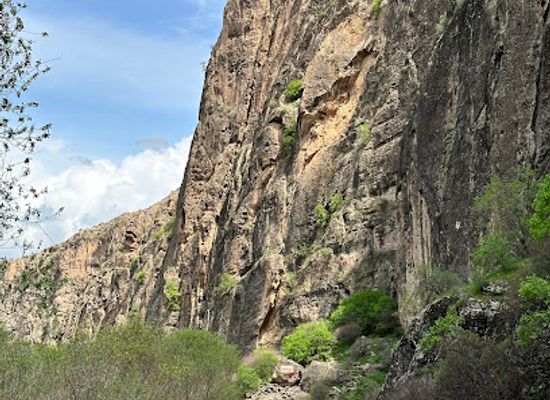 armenia/armavir/attraction/magellan-cave