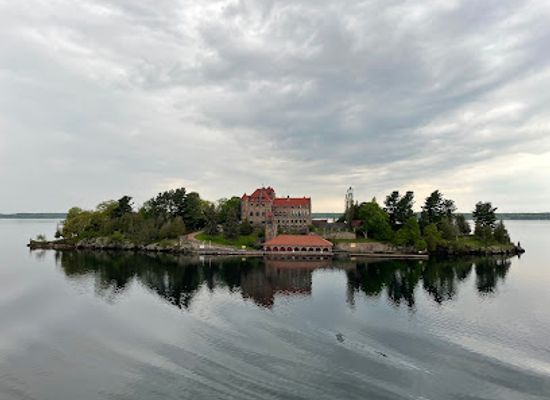 new-york/thousand-islands/attraction/singer-castle
