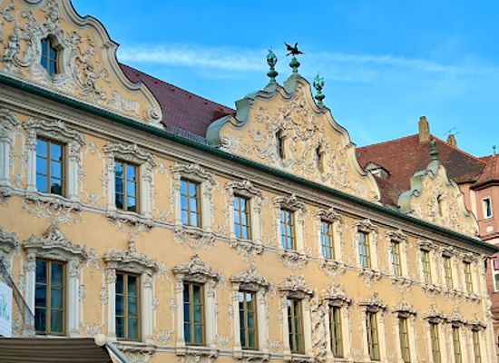 germany/wurzburg/altstadt/attraction/falkenhaus