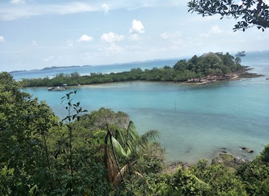 indonesia/riau/attraction/tangga-1000-taman-habibie