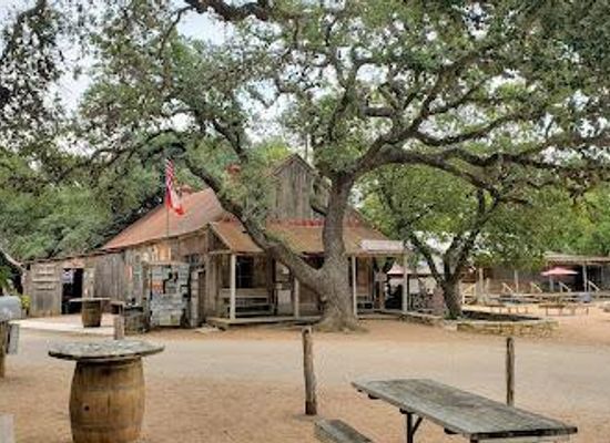 virginia/fredericksburg/attraction/luckenbach-texas