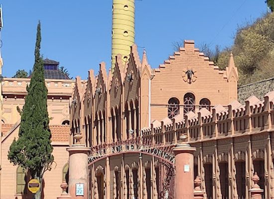 bolivia/sucre/los-pinos/attraction/glorieta-castle