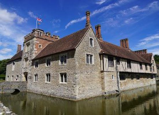 united-kingdom/devon/attraction/national-trust-ightham-mote