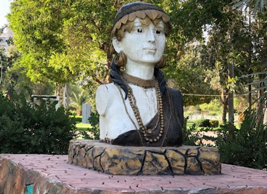 iraq/baghdad-belts/attraction/statue-of-queen-shebaad